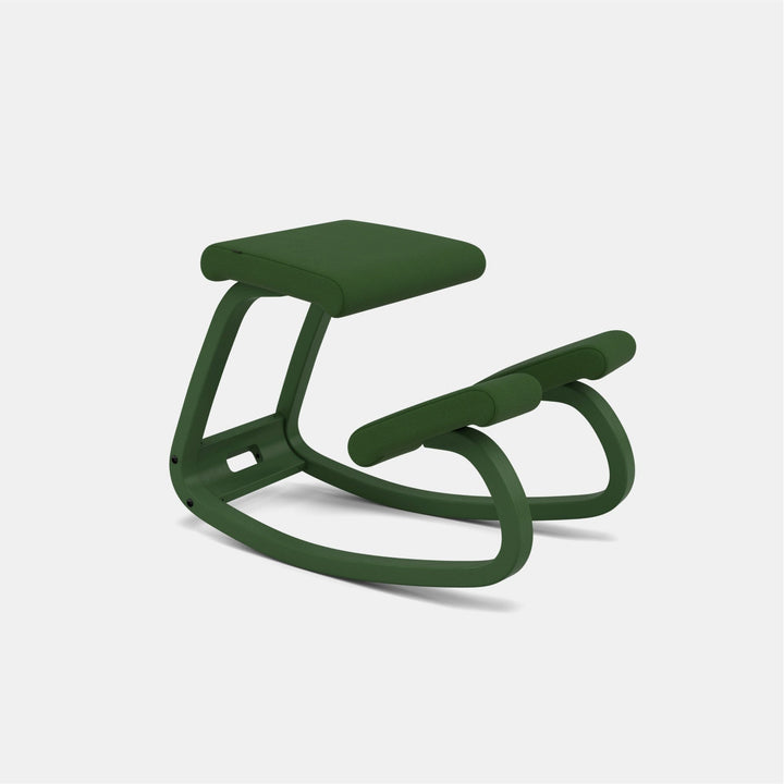 Color:Monochrome Forest;